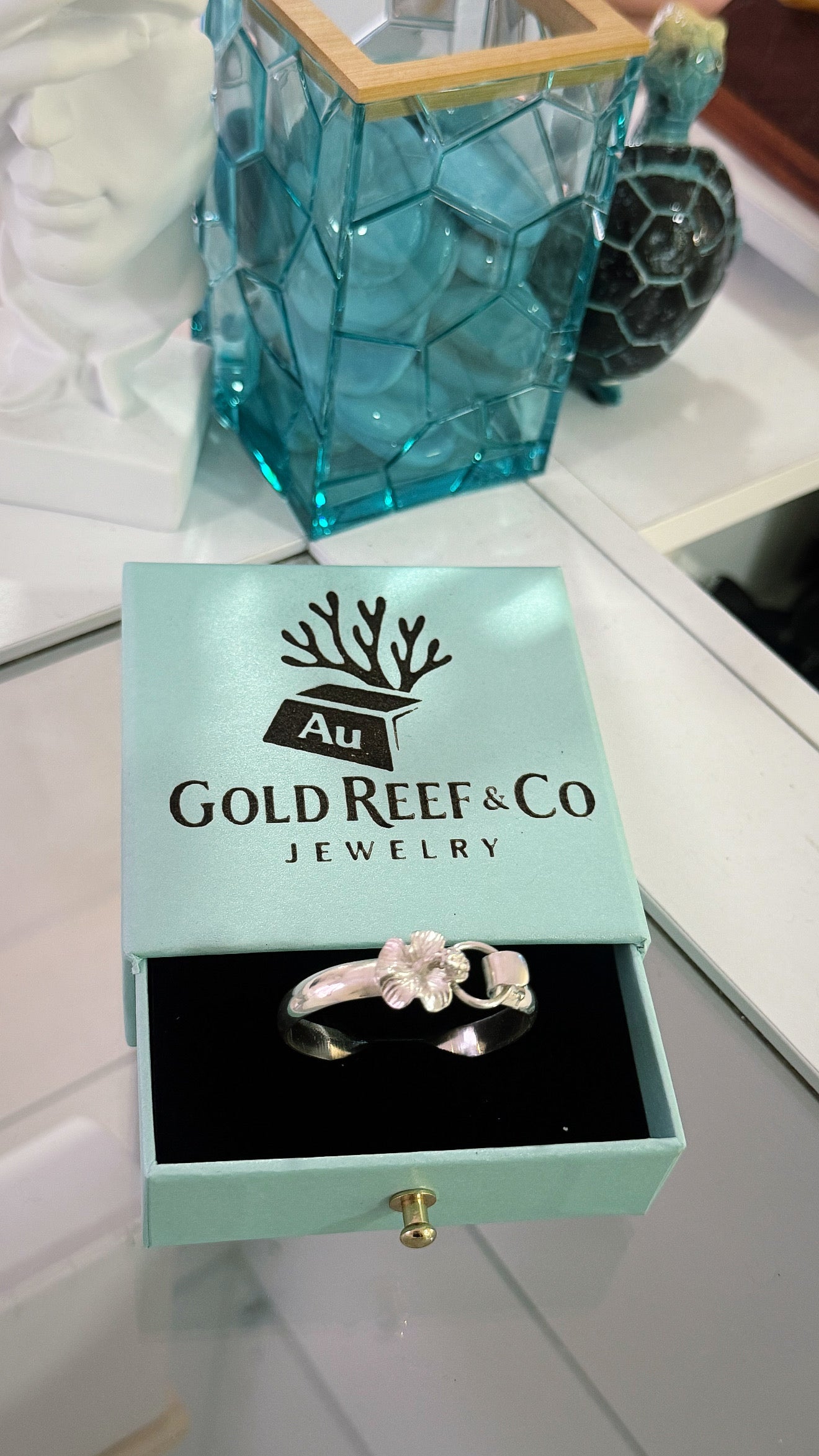 925 Hibiscus Hook Bracelet