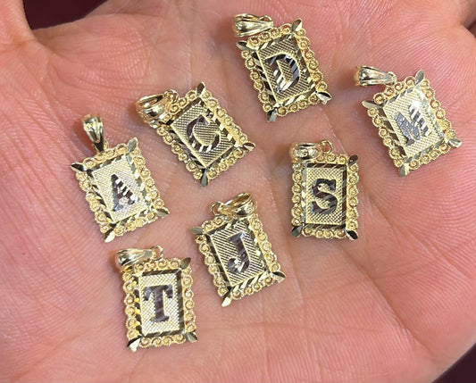 10k Gold (s) Initial Pendant SPO