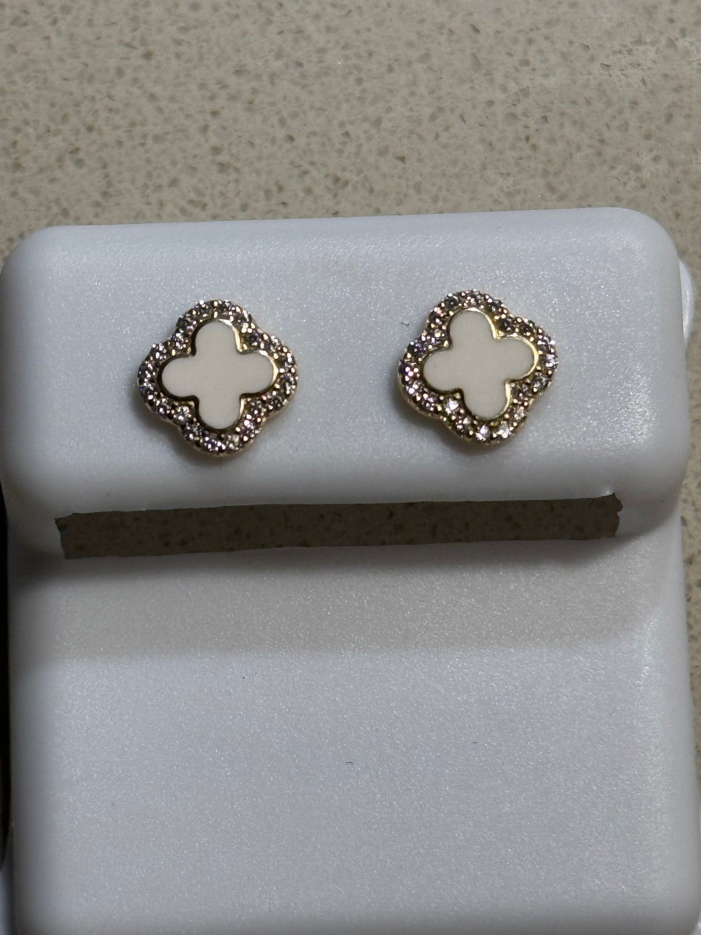 14k Small Clover Studs