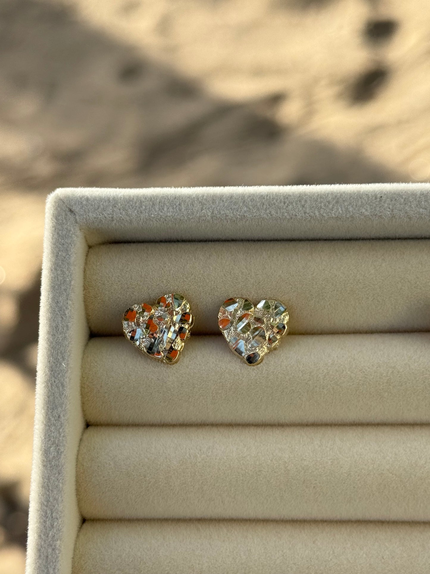 10k Heart Nugget Studs