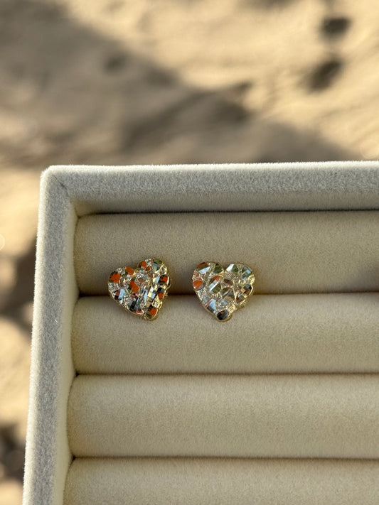10k Heart Nugget Studs