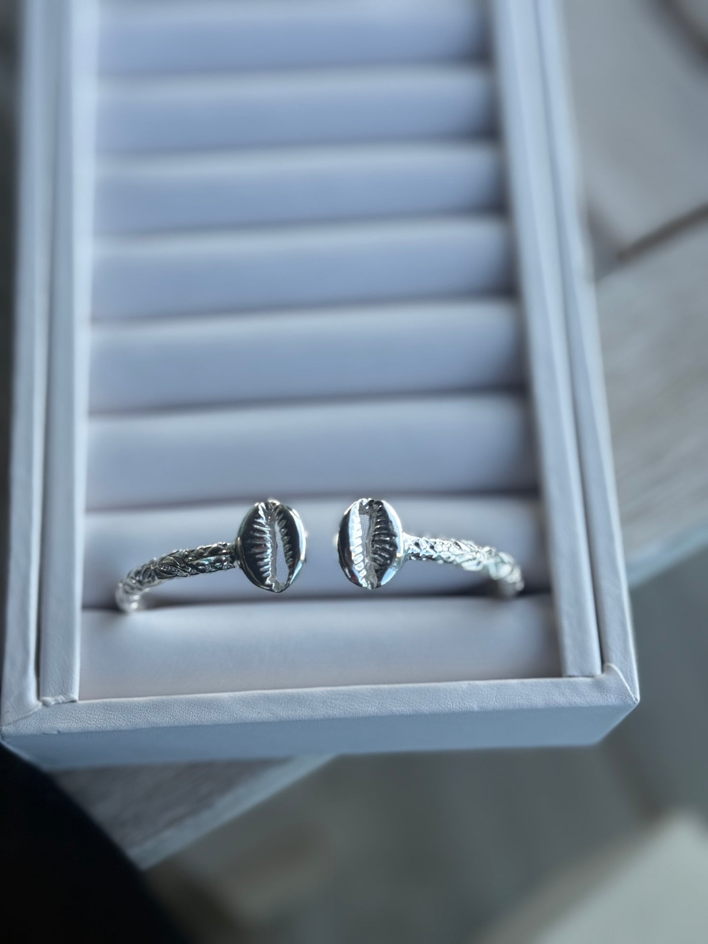 925 Shell Grc Bangle