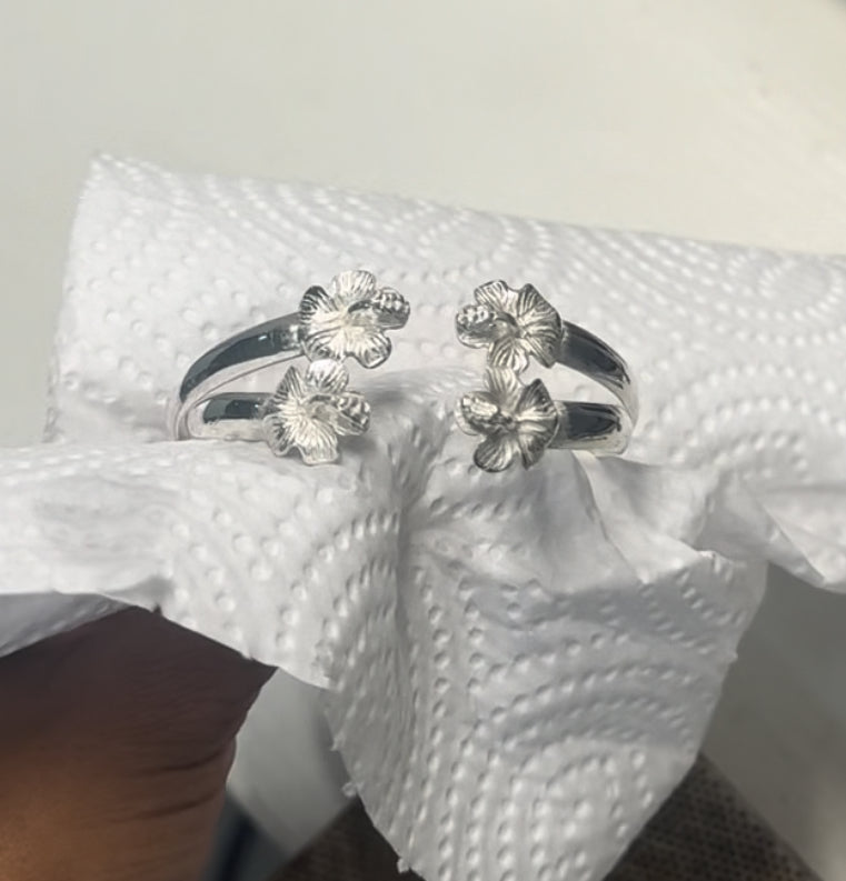 925 Hibiscus Grc  Flat Band Bracelet