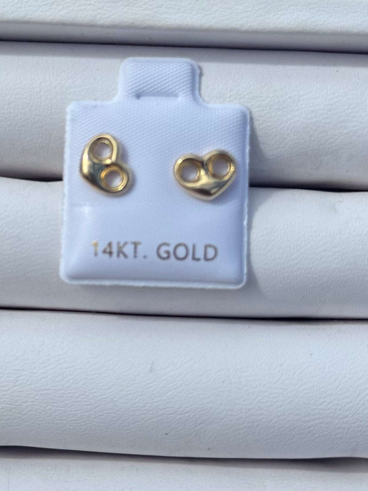 14k Gold 6.5mm Heart Gucci Studs