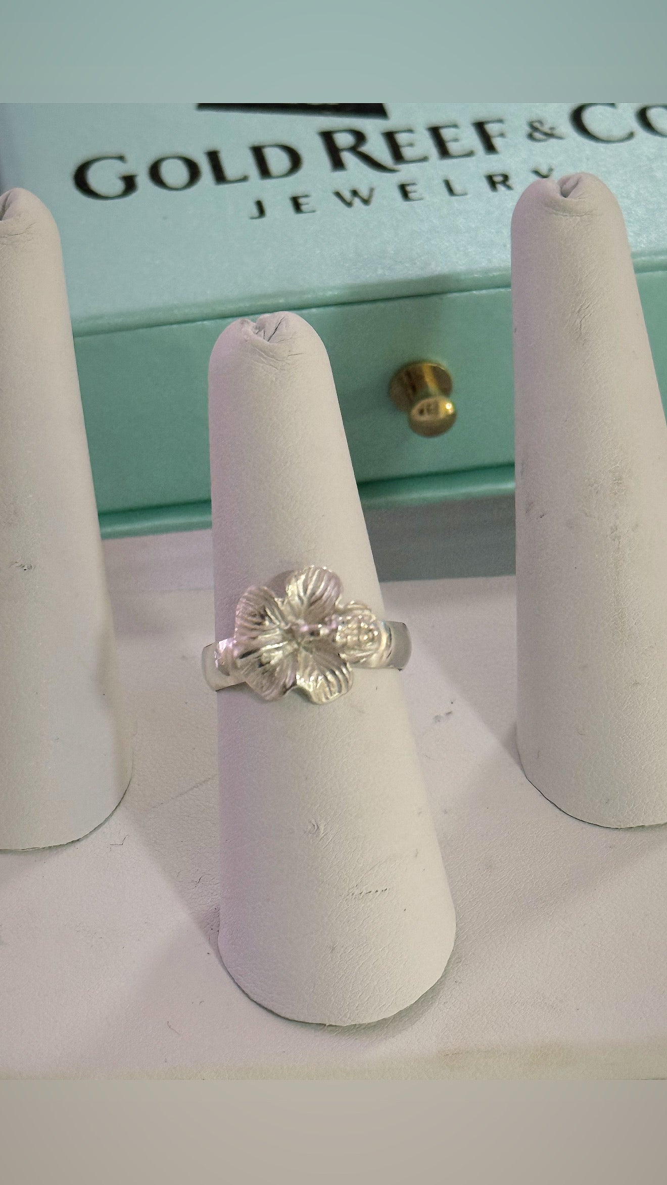 925 Hibiscus band Ring